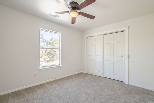 10449 Trailway Oak, San Antonio, TX 78240