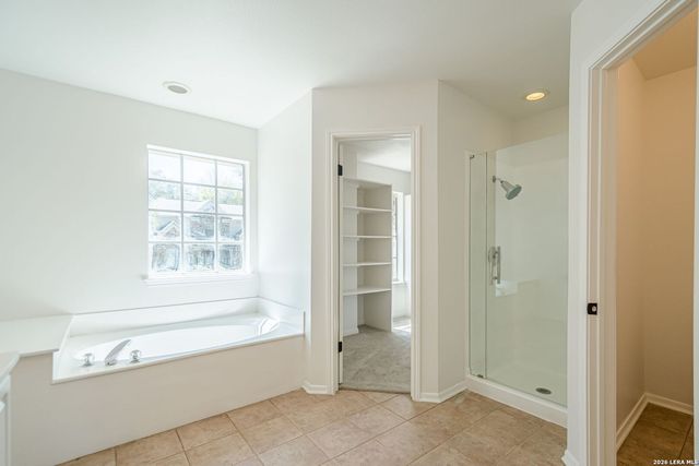 10449 Trailway Oak, San Antonio, TX 78240