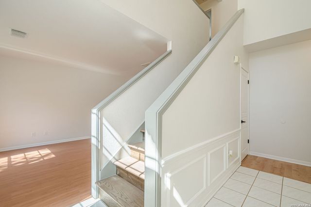 10449 Trailway Oak, San Antonio, TX 78240