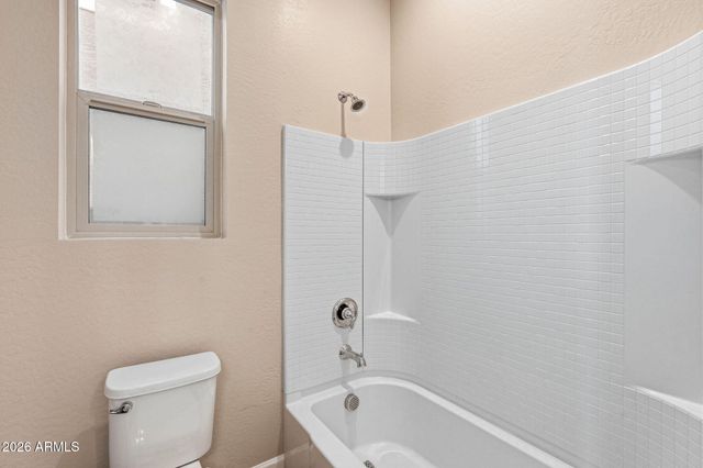 11256 E UTOPIA Avenue E, Mesa, AZ 85212