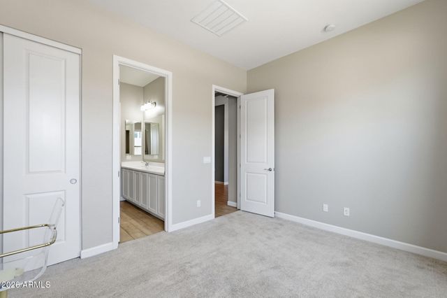 11256 E UTOPIA Avenue E, Mesa, AZ 85212