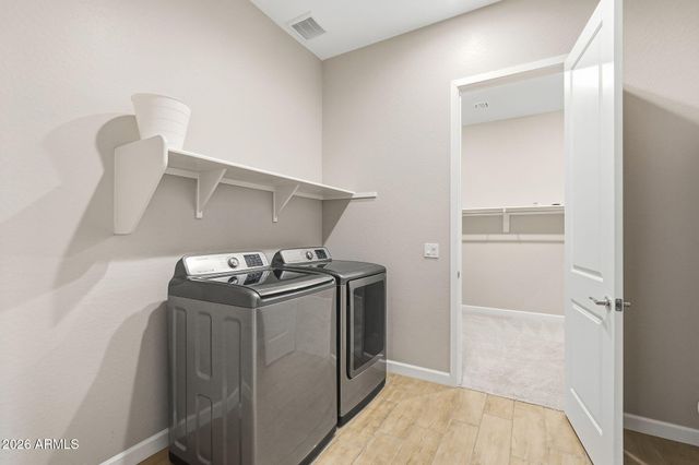 11256 E UTOPIA Avenue E, Mesa, AZ 85212