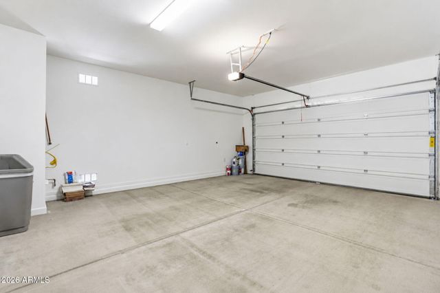 11256 E UTOPIA Avenue E, Mesa, AZ 85212