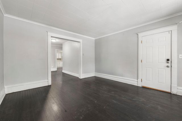 680 Lawson Avenue E, Saint Paul, MN 55106