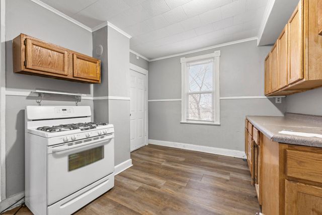 680 Lawson Avenue E, Saint Paul, MN 55106