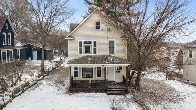 680 Lawson Avenue E, Saint Paul, MN 55106