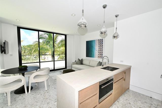 2914 N Flagler Drive, West Palm Beach, FL 33407