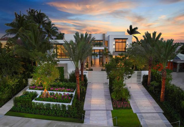 2914 N Flagler Drive, West Palm Beach, FL 33407