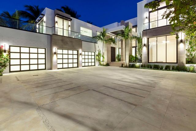 2914 N Flagler Drive, West Palm Beach, FL 33407