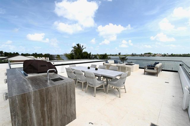 2914 N Flagler Drive, West Palm Beach, FL 33407