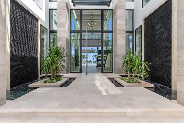 2914 N Flagler Drive, West Palm Beach, FL 33407