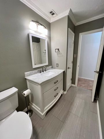 1735 W Welsford Drive, Spring, TX 77386