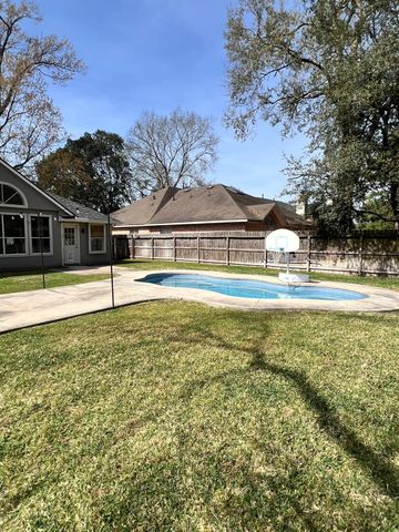 1735 W Welsford Drive, Spring, TX 77386