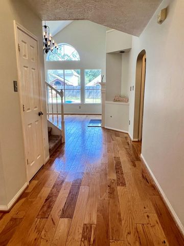 1735 W Welsford Drive, Spring, TX 77386