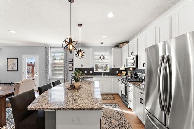 20511 Gunnison Drive, Lakeville, MN 55044