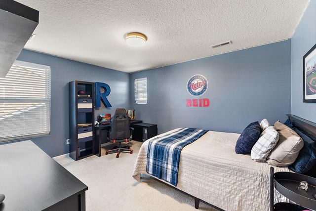 20511 Gunnison Drive, Lakeville, MN 55044