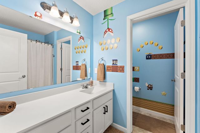 20511 Gunnison Drive, Lakeville, MN 55044