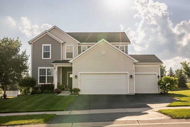 20511 Gunnison Drive, Lakeville, MN 55044