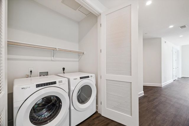 2000 Hughes Landing 339, The Woodlands, TX 77380