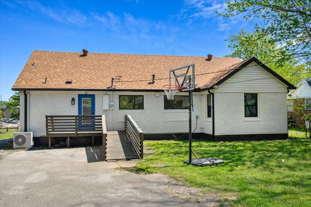 615 E Parkway, S, Memphis, TN 38104