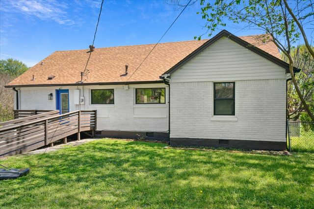 615 E Parkway, S, Memphis, TN 38104