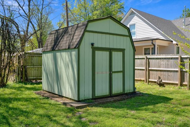 615 E Parkway, S, Memphis, TN 38104