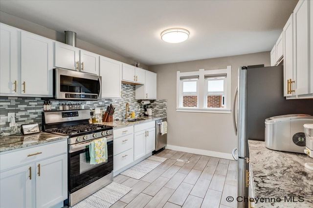 2916 REED AVE, Cheyenne, WY 82001