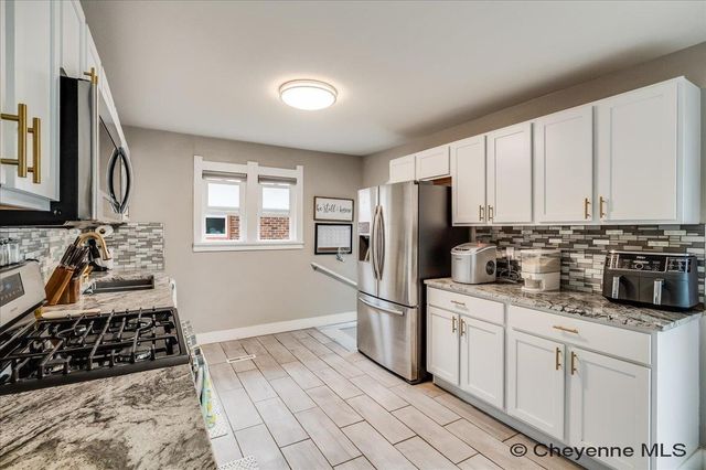 2916 REED AVE, Cheyenne, WY 82001