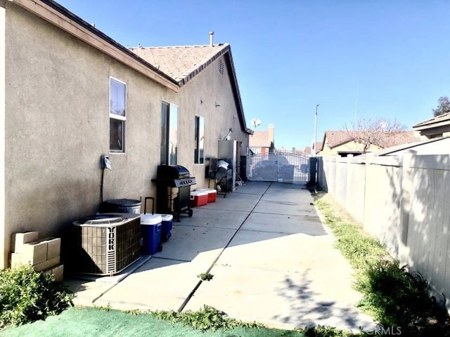 11843 Broad Oak Court, Adelanto, CA 92301