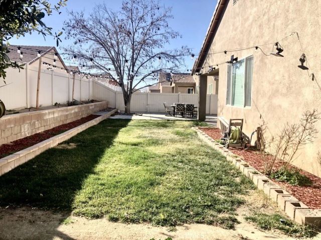 11843 Broad Oak Court, Adelanto, CA 92301