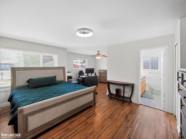 15748 Robert Drive, Macomb, MI 48044