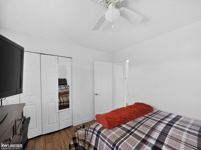 15748 Robert Drive, Macomb, MI 48044