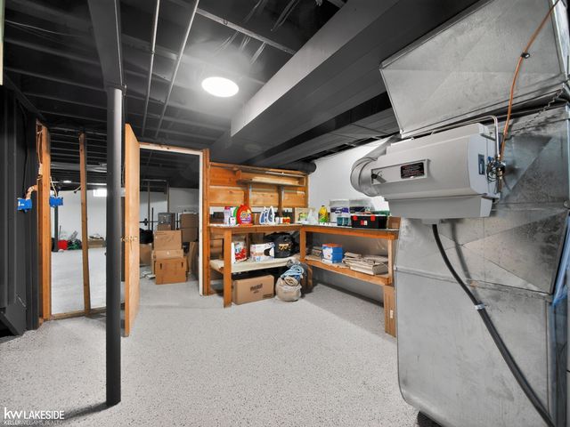 15748 Robert Drive, Macomb, MI 48044