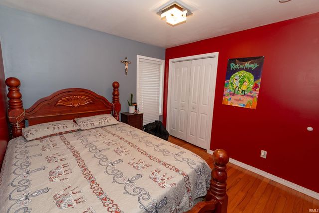 56131 Butternut Road, South Bend, IN 46619