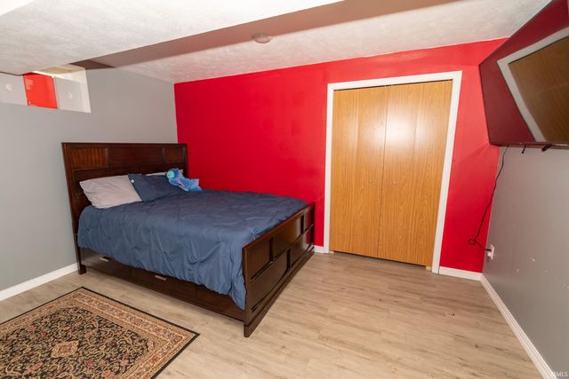 56131 Butternut Road, South Bend, IN 46619