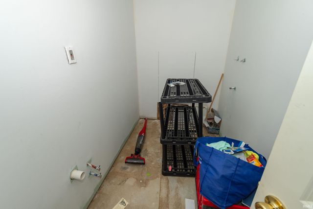 56131 Butternut Road, South Bend, IN 46619