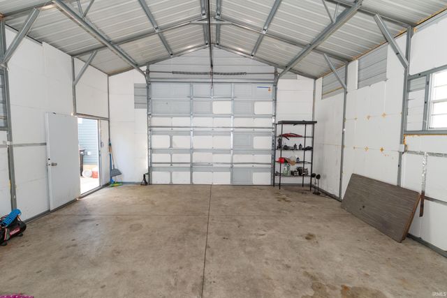 56131 Butternut Road, South Bend, IN 46619