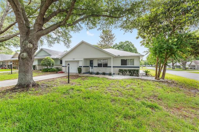 9755 SW 94TH TERRACE D, Ocala, FL 34481