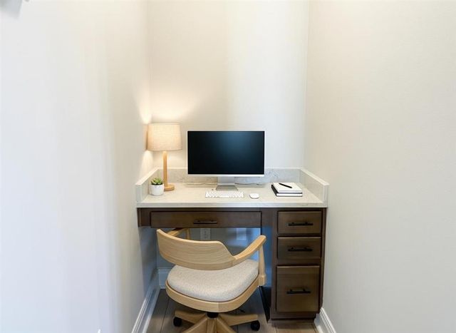 3352 LAKE CREST Drive, Lake Charles, LA 70607