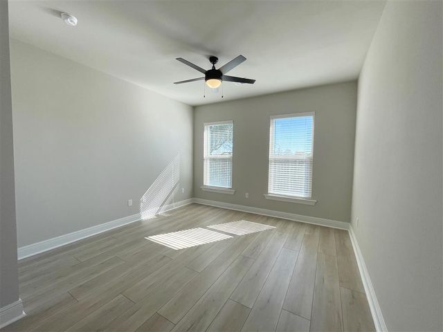 3352 LAKE CREST Drive, Lake Charles, LA 70607