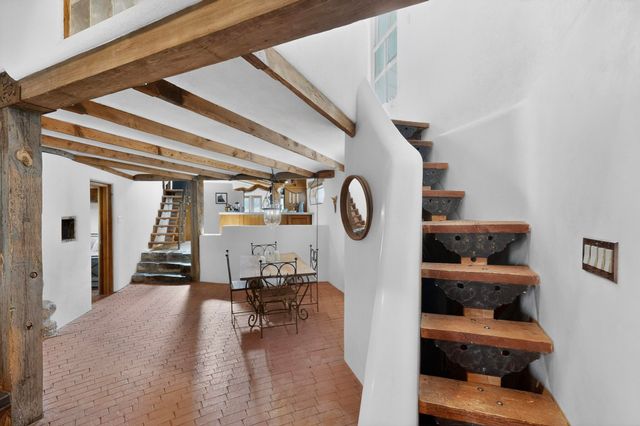 22 Cabezon Road, Placitas, NM 87043