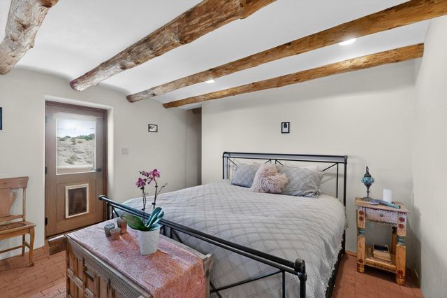 22 Cabezon Road, Placitas, NM 87043