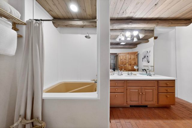 22 Cabezon Road, Placitas, NM 87043