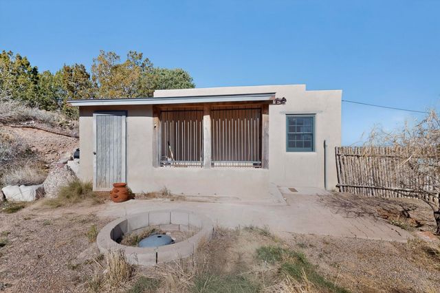 22 Cabezon Road, Placitas, NM 87043