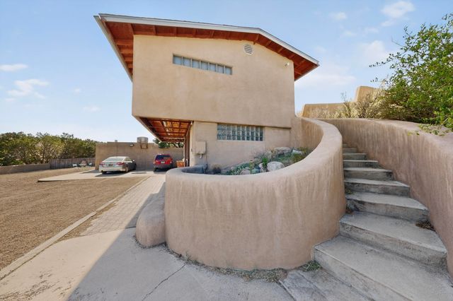 22 Cabezon Road, Placitas, NM 87043