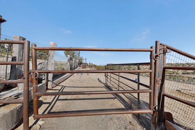 22 Cabezon Road, Placitas, NM 87043