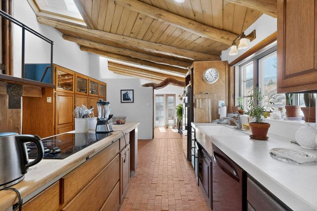 22 Cabezon Road, Placitas, NM 87043