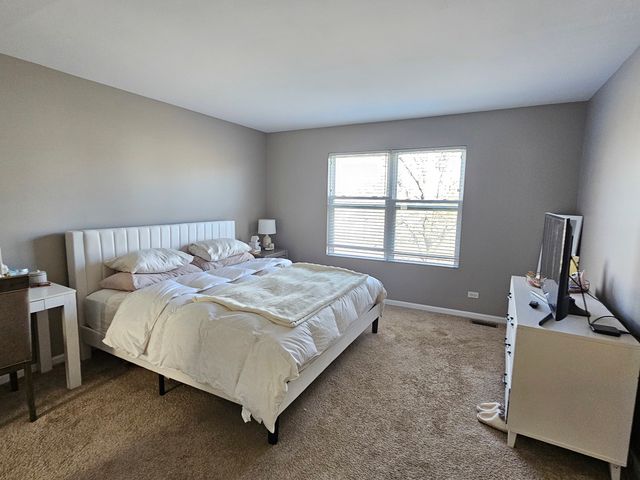 4012 BLACKSTONE Drive, Aurora, IL 60504