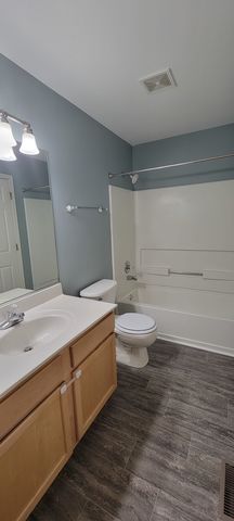 4012 BLACKSTONE Drive, Aurora, IL 60504