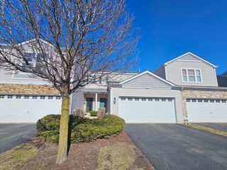 4012 BLACKSTONE Drive, Aurora, IL 60504